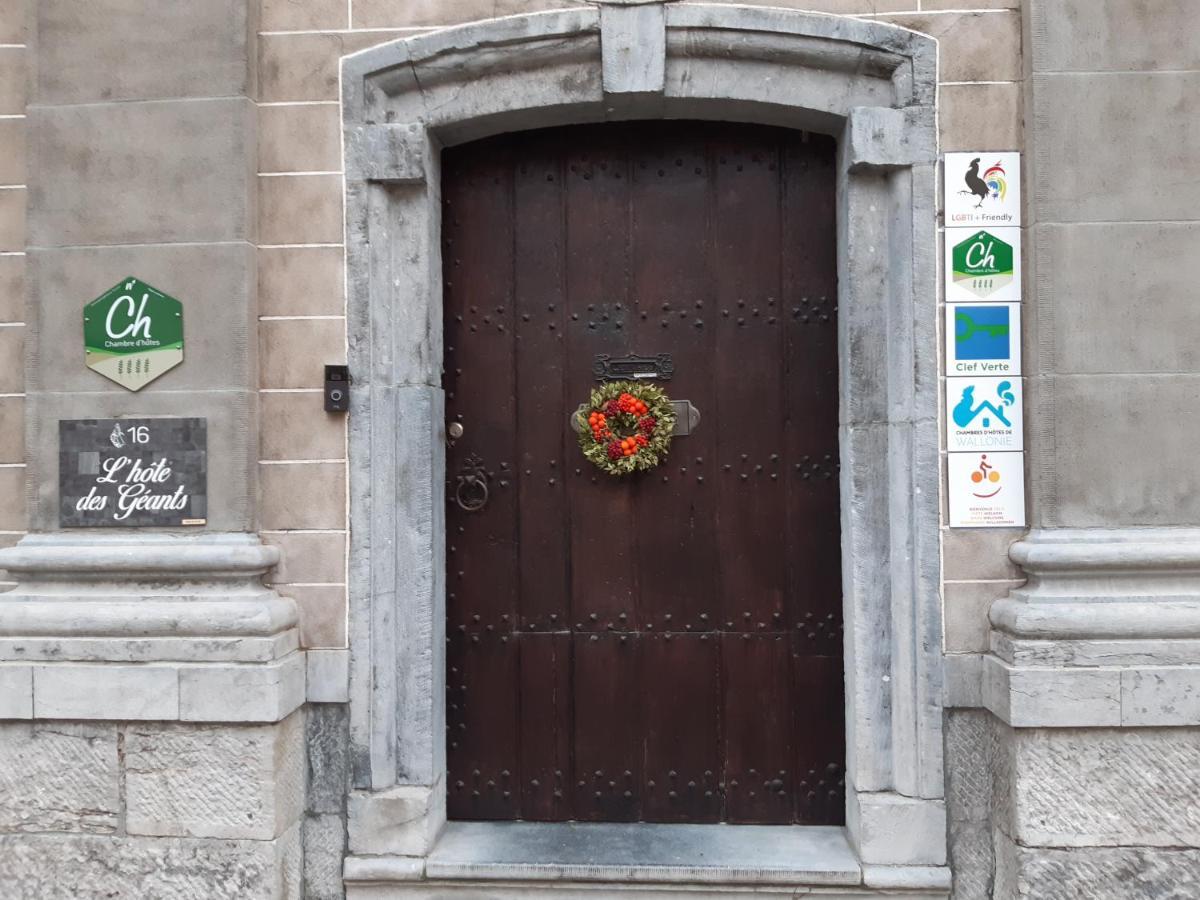 L'Hôte des Géants Ath Exterior foto
